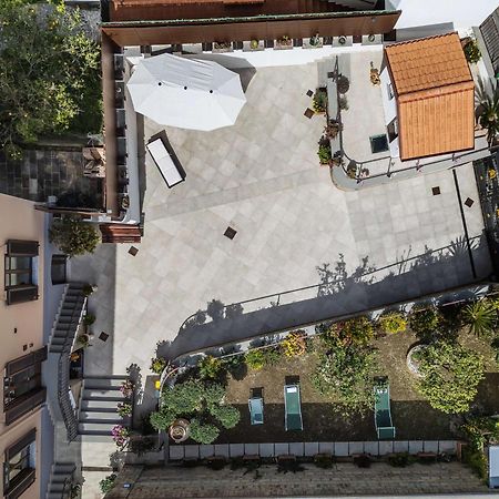 Villa Agostino Luxury B&B 비코에쿠엔세 외부 사진