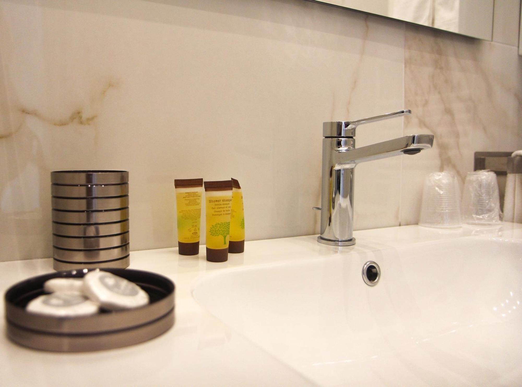 Villa Agostino Luxury B&B 비코에쿠엔세 외부 사진
