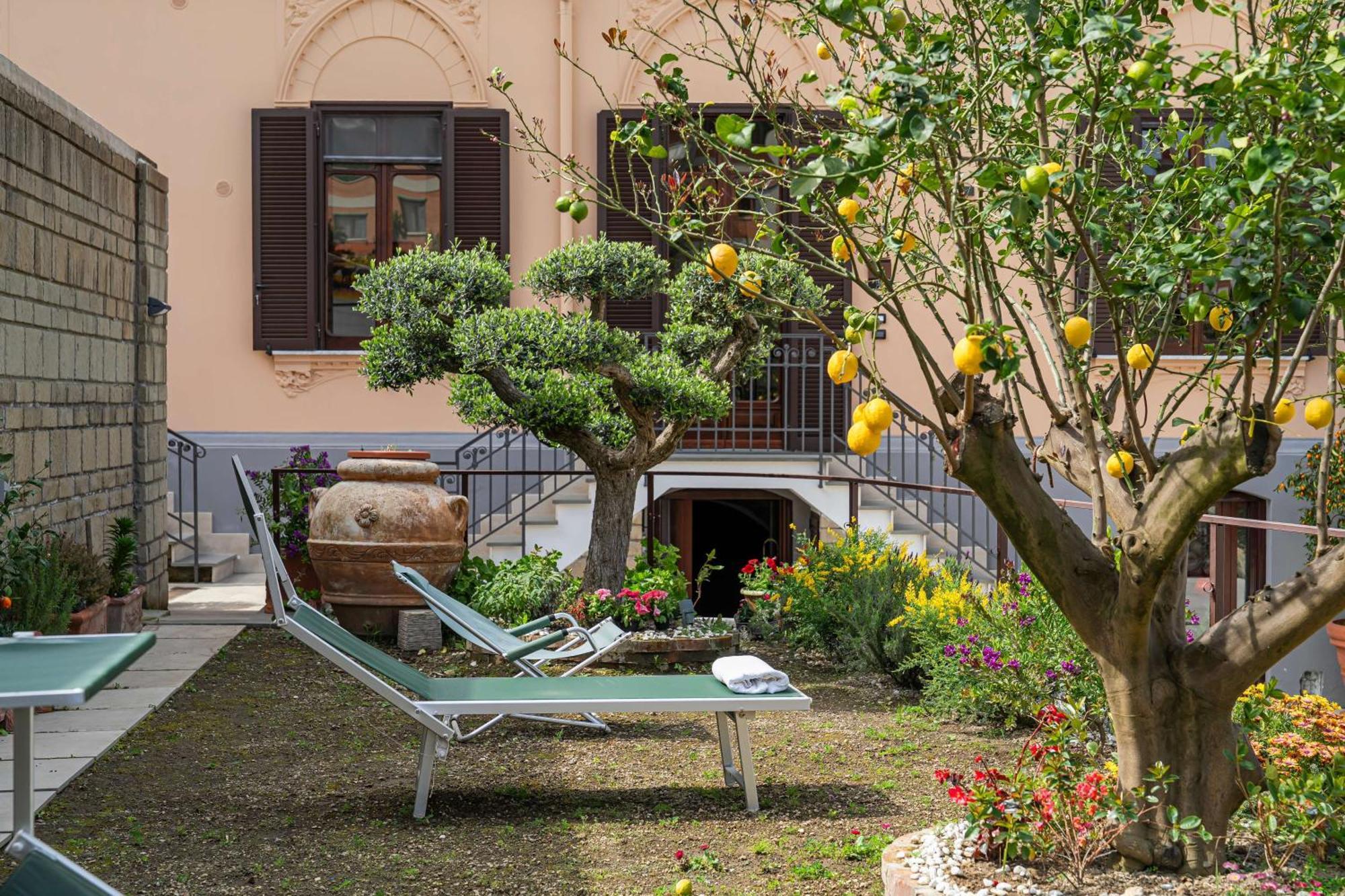 Villa Agostino Luxury B&B 비코에쿠엔세 외부 사진