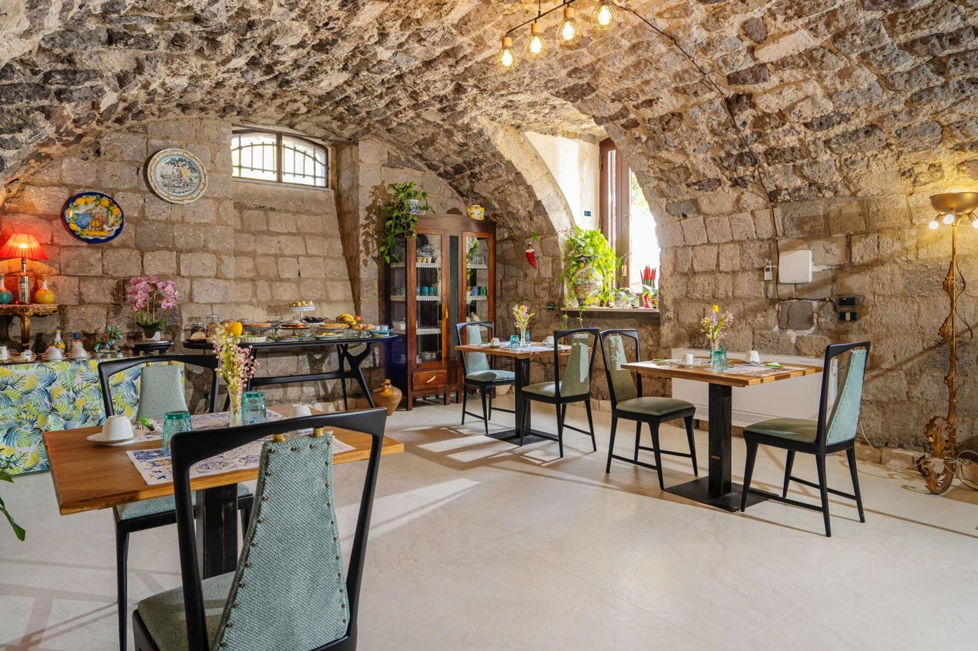 Villa Agostino Luxury B&B 비코에쿠엔세 외부 사진